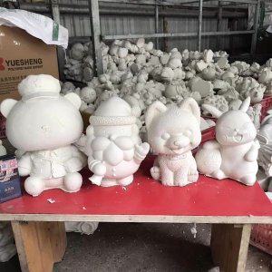 Tượng thạch cao tô màu cho trẻ em