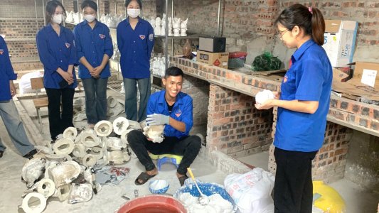 Tượng thạch cao tô màu cho trẻ em